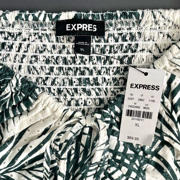 Express Palm Print Eyelet Puff Sleeve Tie Neck Thong Bodysuit Size XL - Picture 7 of 9
